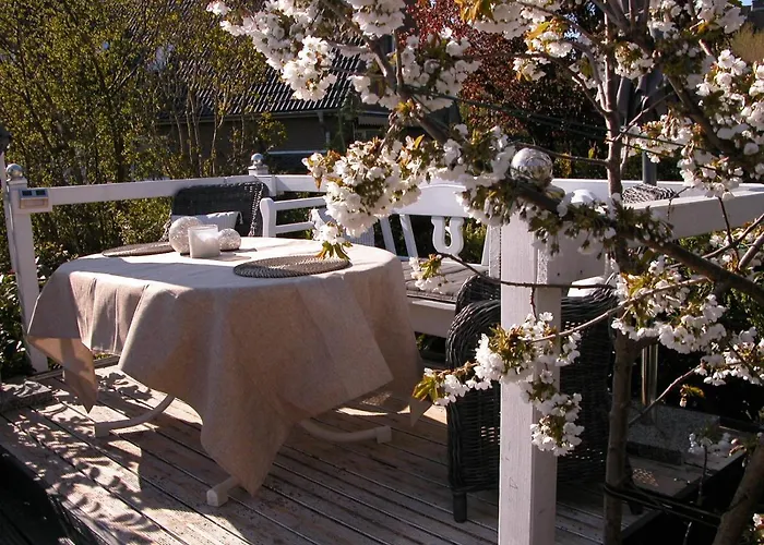 Quarterdeck61