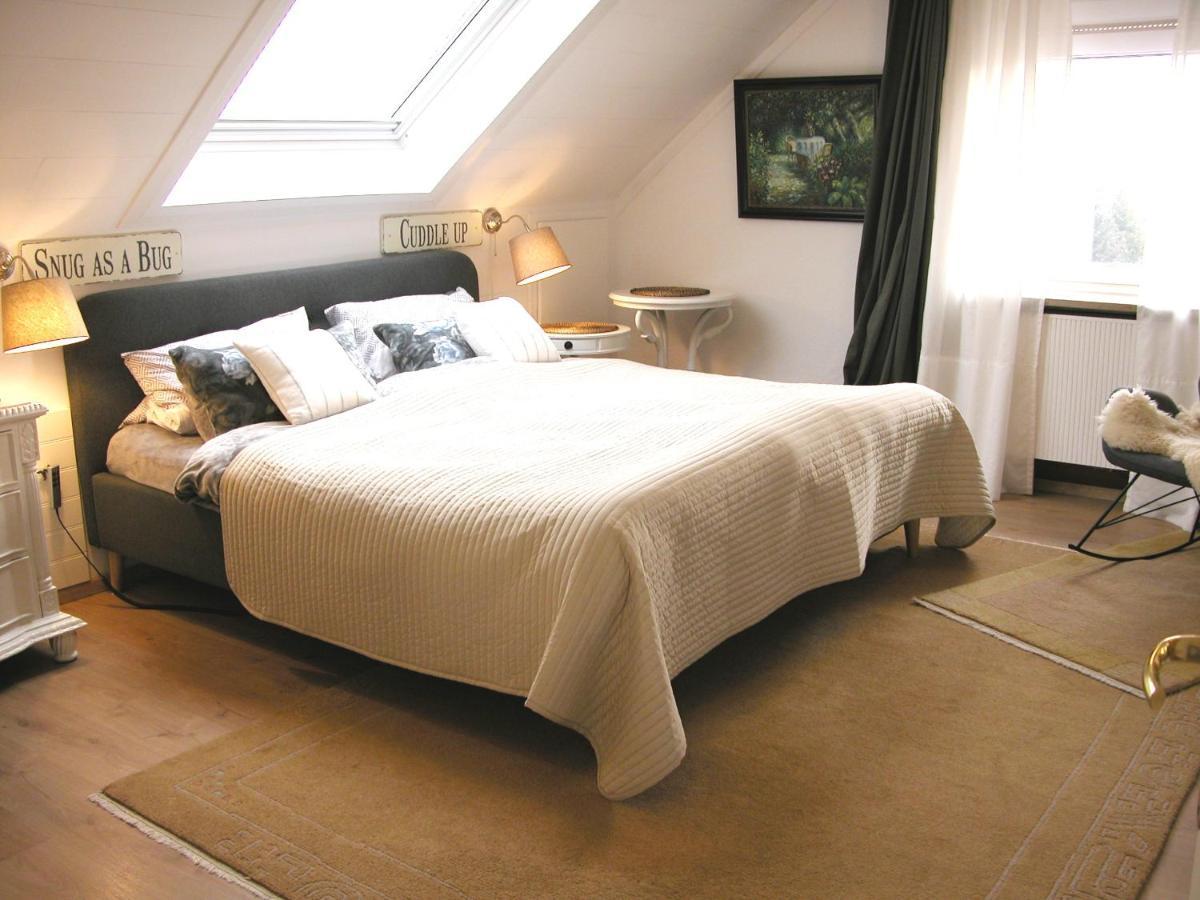 Quarterdeck61 Apartment