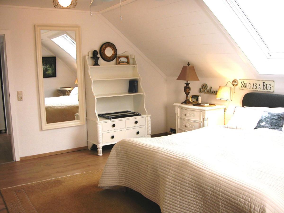 Apartment Quarterdeck61 *