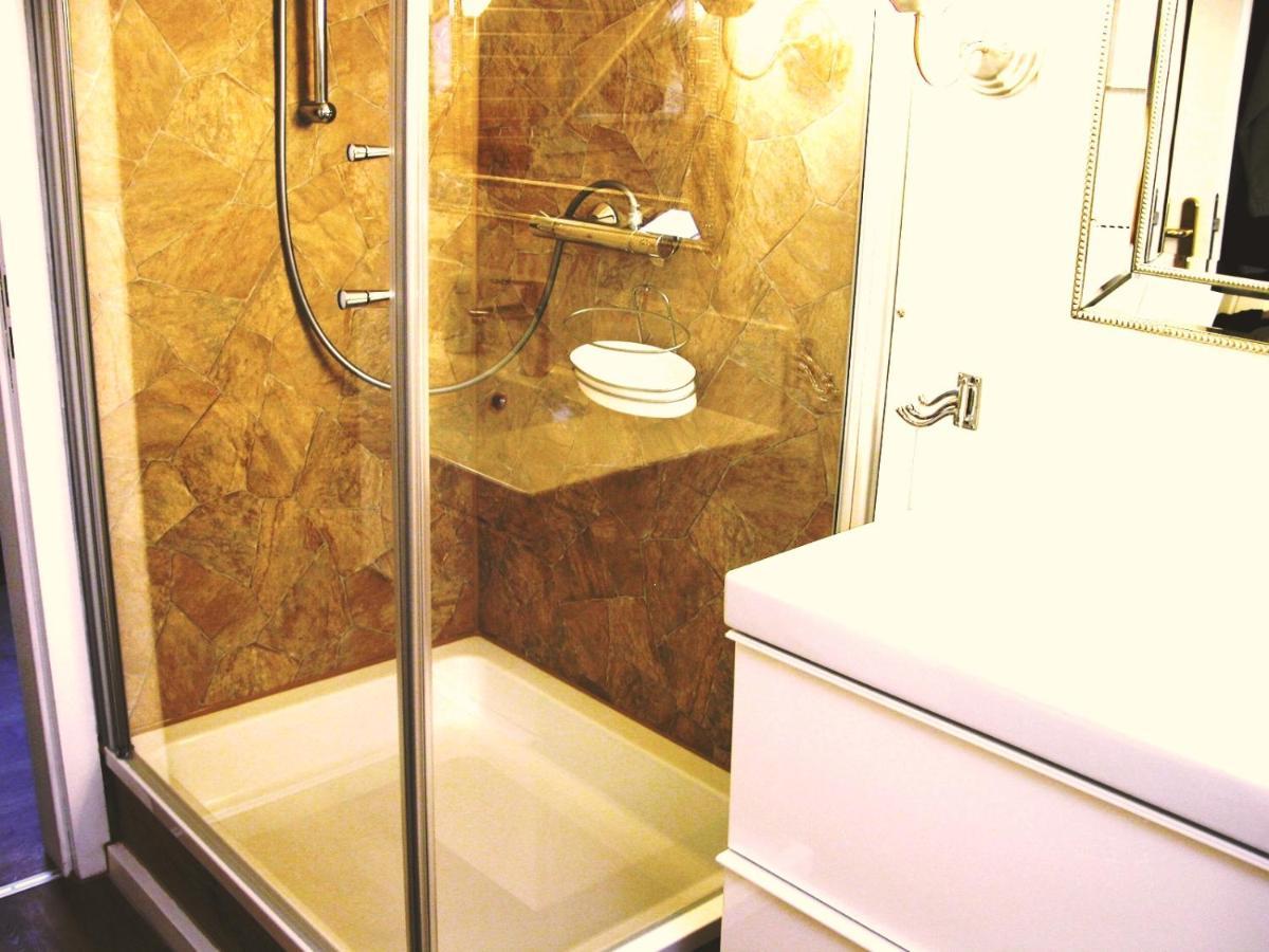 Apartment Quarterdeck61